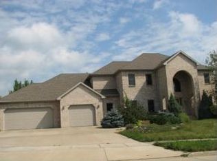 212 E Crossing Meadows Ln, Appleton, WI 54913