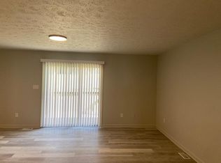 655 Warren Ct, Christiansburg, VA 24073