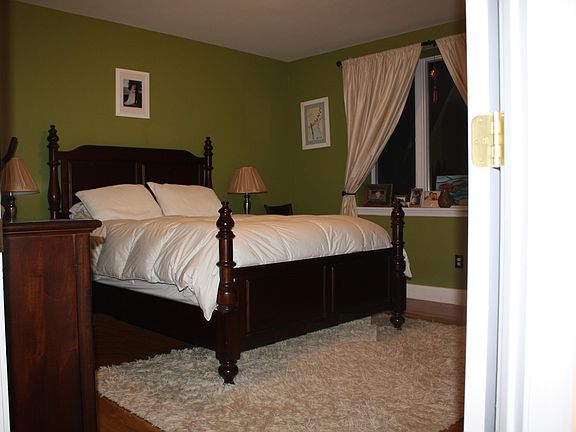 5th image of 1764 E 19th St APT 3B