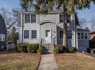 332 S Lewis Ave, Lombard, IL