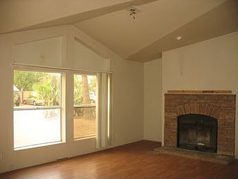 5th image of 2023 E Charleston Ave