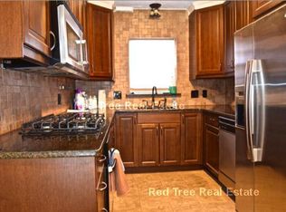 35 Lake Shore Ct APT 1, Brighton, MA 02135