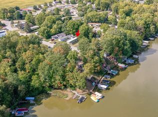 94 Rosewood Dr, Cicero, IN 46034