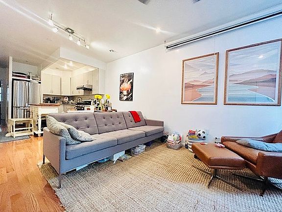 3rd image of 74 16th St APT 1