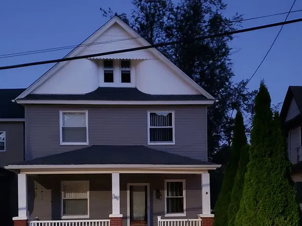 809 S Valley Ave, Olyphant, PA 18447