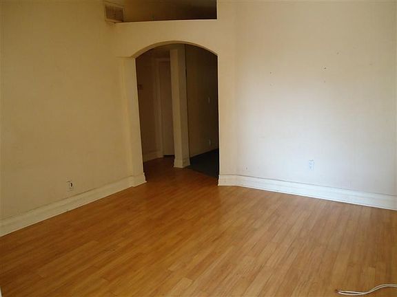 3rd image of 5603 S Gledhill Ave APT B