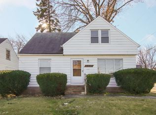 15702 Edgewood Ave, Maple Heights, OH 44137