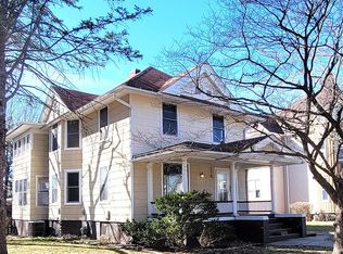 846 N Cherry St, Galesburg, IL 61401