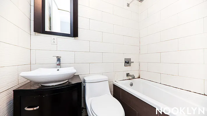 Rented by Nooklyn NYC LLC | media 14
