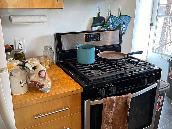 2nd image of 2109 Grand Ave S