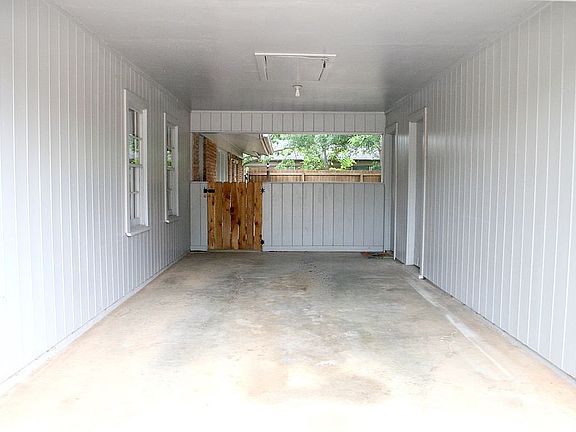 5th image of 1785 Glenwood Dr