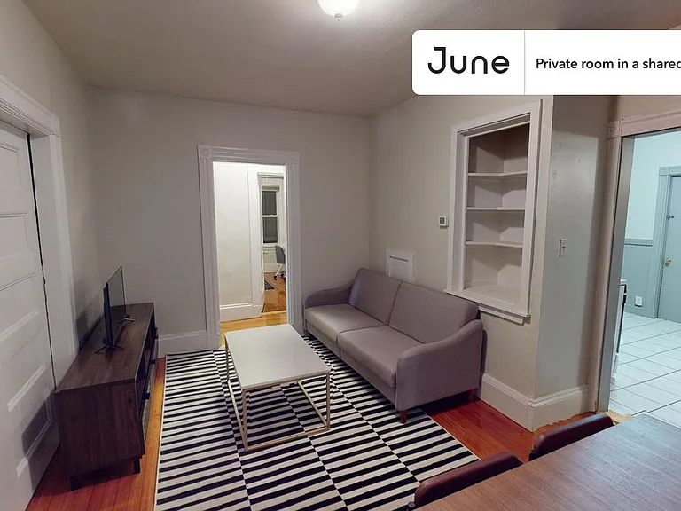 34 Coolidge Rd #B — Photo 5