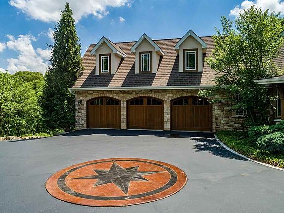 3rd image of 7510 Briarcliff Dr