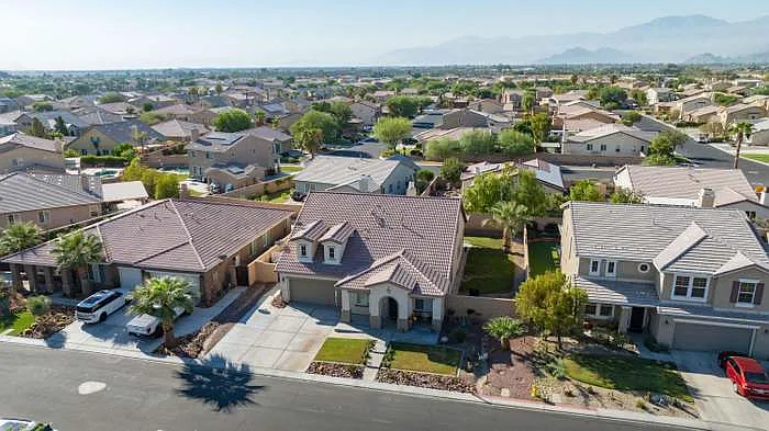 Building Photo - 79667 Winsford Dr