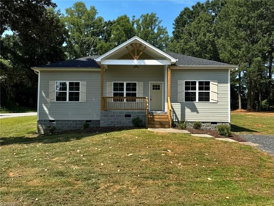 1st image of 613 Kendall St