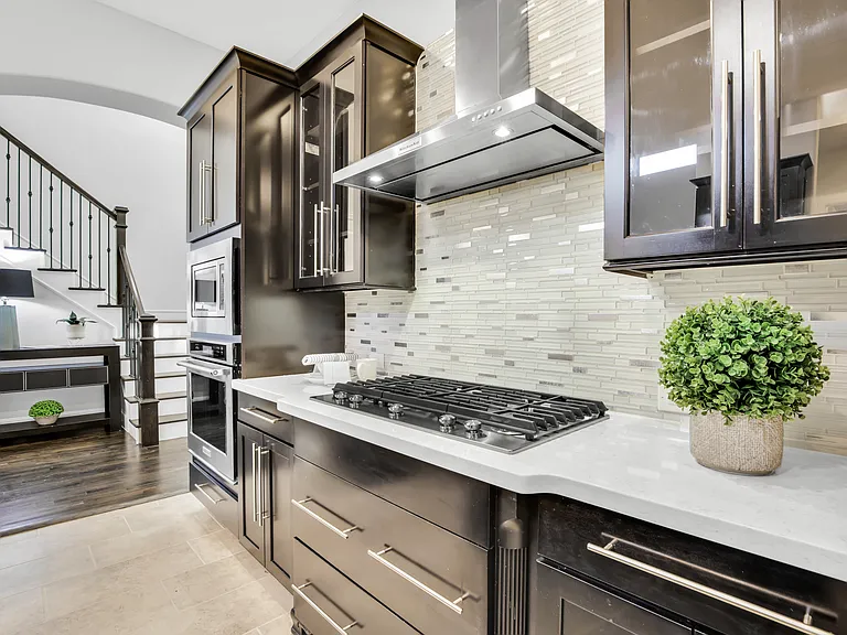 724 Orleans Dr — Photo 14