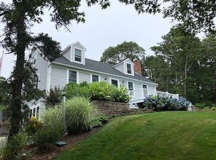 25 Marthas Ln, Harwich, MA 02645