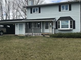 1314 10th St SW, Jamestown, ND 58401