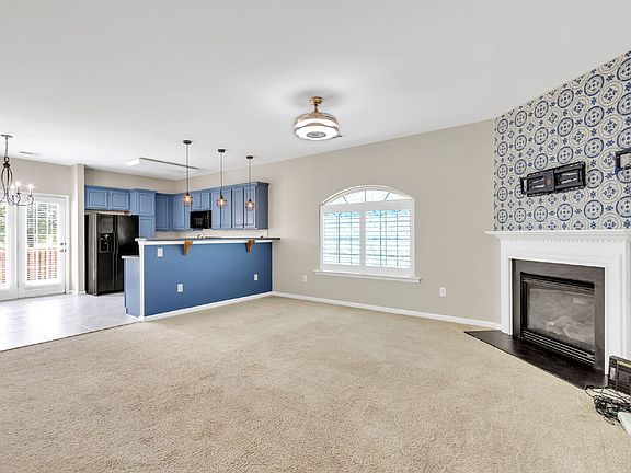 5th image of 425 Bass Harbor Ct