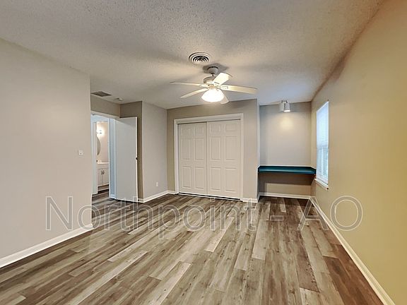 4th image of 4031 Virginia Ave