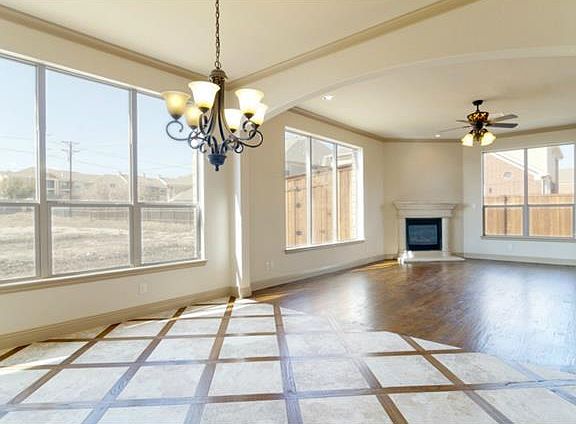 4th image of 2200 Leonardo Ct