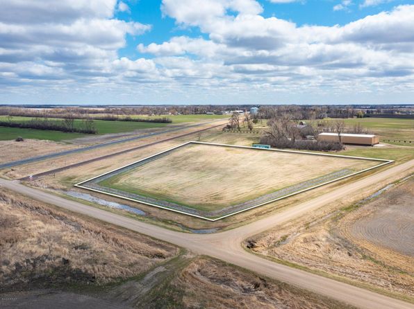 5904 166th Ave SE, Walcott, ND 58077