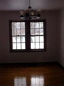 5th image of 2123 W Sherman Blvd