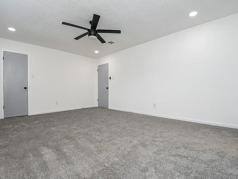 15814 Winding Moss Dr — Photo 25