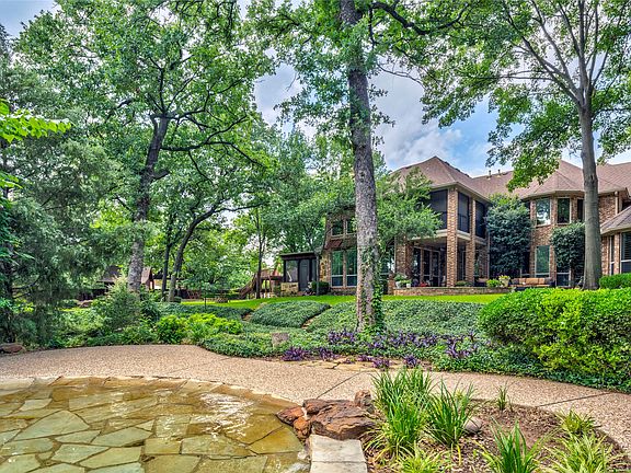 4th image of 3905 Rothschild Dr