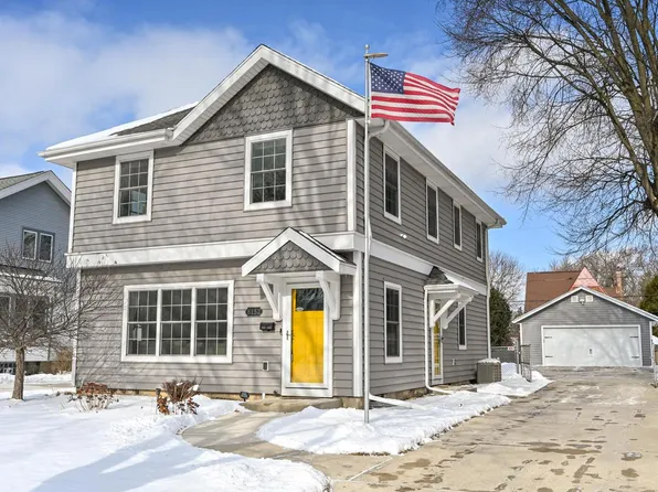 8152 Stickney AVENUE, Wauwatosa, WI 53213