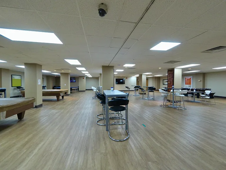 1434 Harmon Cove Tower — Photo 17