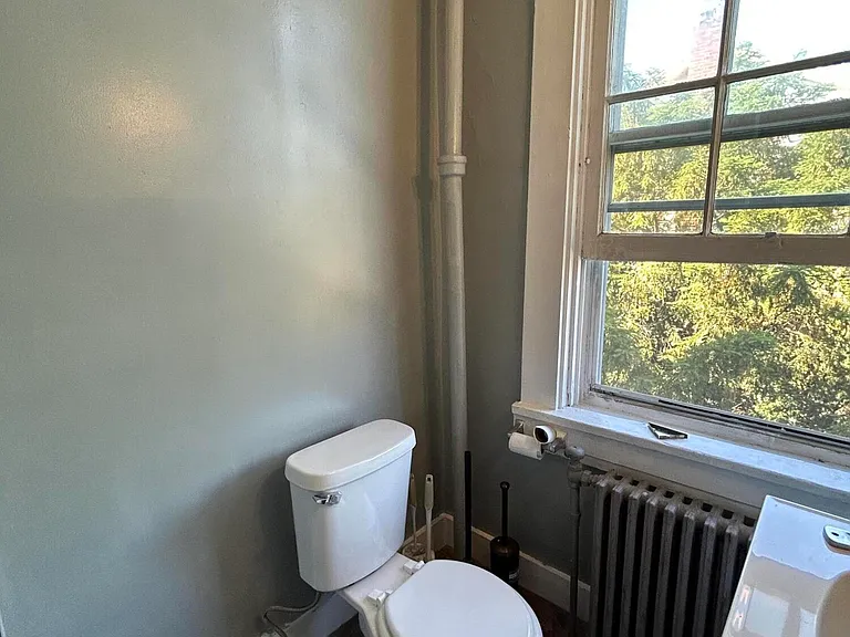 632 Chestnut St #3 — Photo 14
