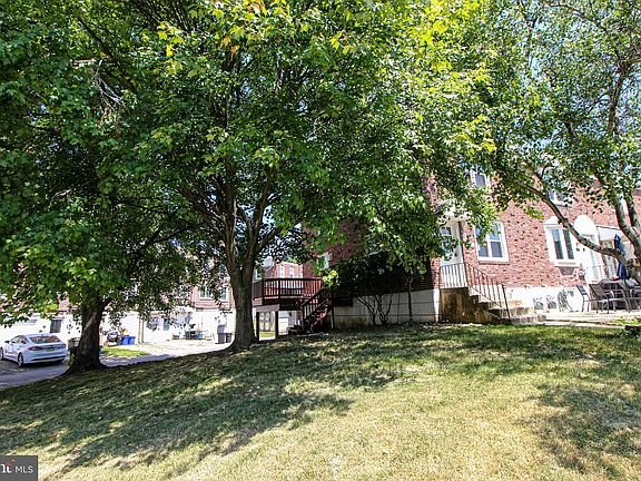 5th image of 1097 N Academy Ave
