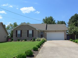 616 Corinth Ct, Clarksville, TN 37040