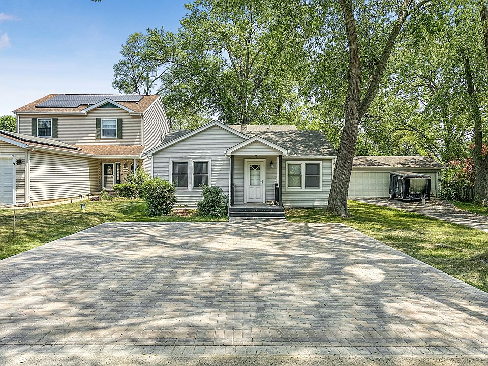 1st image of 23537 N Overhill Dr