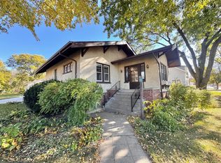 400 N 4th St, Marshall, MN 56258