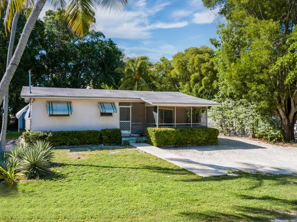 365 Buttonwood Shores Dr, Key Largo, FL 33037