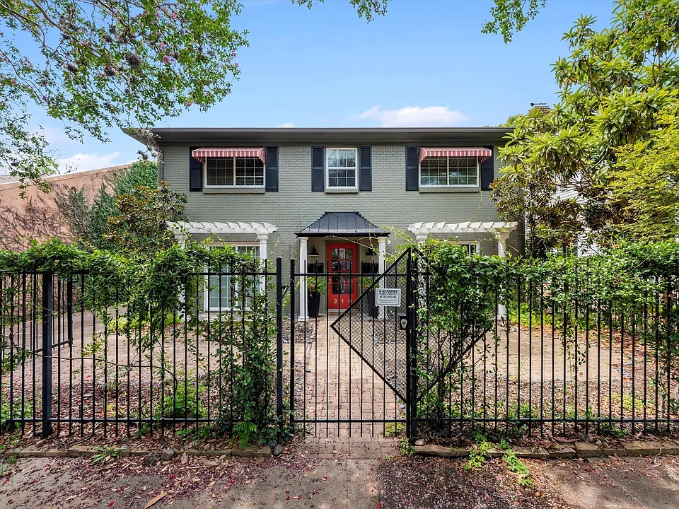 210 Emerson St #7