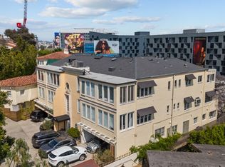 1328 N Londonderry Vw #7, West Hollywood, CA 90069