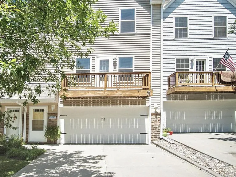 18192 Hayes Ct — Photo 3
