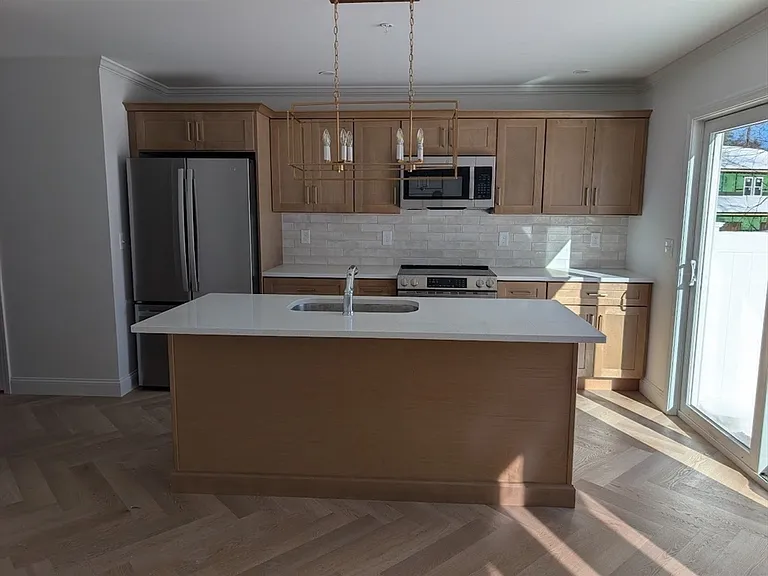 778 Main St #6 — Photo 9