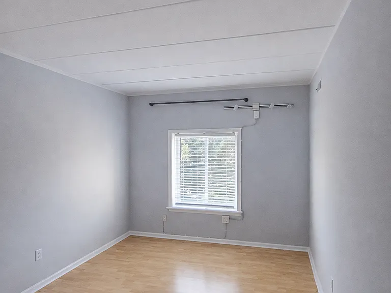 21 Sunbury Ct #21 — Photo 8