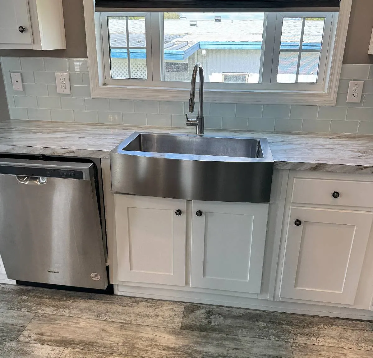 3 bed, 2.0 bath, 1568 sqft, $2,000 — Photo 3