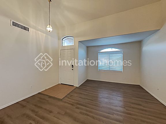 4th image of 3311 W Sunland Ave