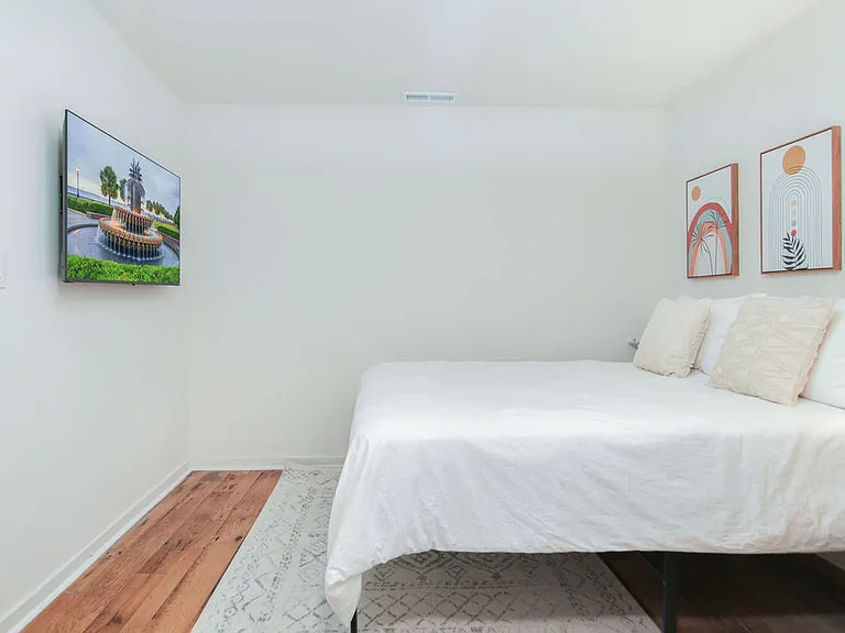 4208 S Rhett Ave #E — Photo 4