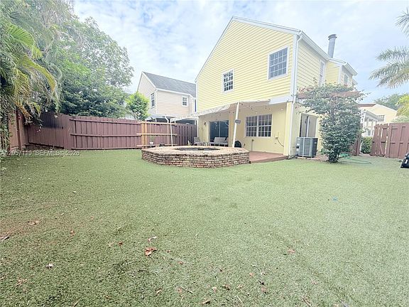 2nd image of 11921 SW 117th Ct