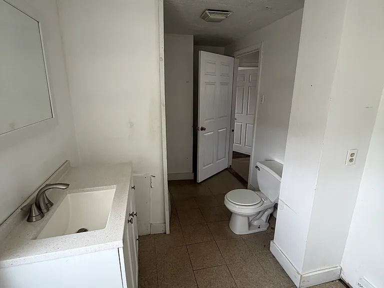20 High St #1R — Photo 2