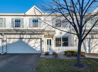 870 Braunworth Ct, Chaska, MN 55318