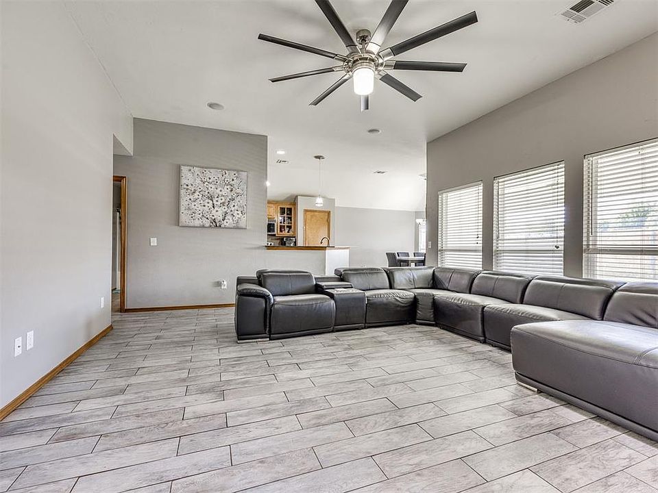 10936 NW 37th St, Yukon, OK 73099 | MLS #1231795 | Zillow