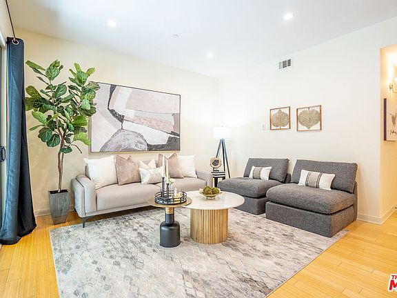 4th image of 966 S Saint Andrews Pl APT 102